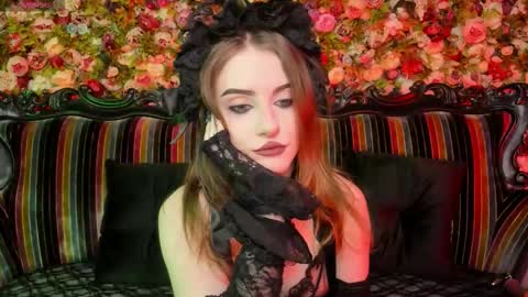 lilit_el_ online show from February 27, 4:10 pm