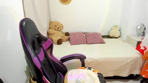 Camila your goddess   online show from December 17, 3:39 am