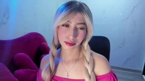 lilith cooper20 online show from November 20, 10:18 pm