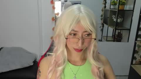 lilith cooper20 online show from November 22, 10:51 pm