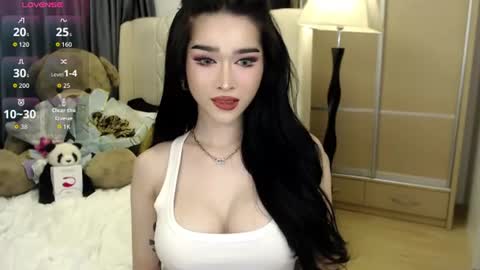 QUEEN LILITH BORBON online show from July 10, 1:16 pm