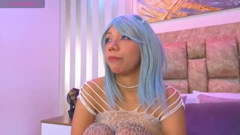 Lilith pink online show from May 2, 3:34 am