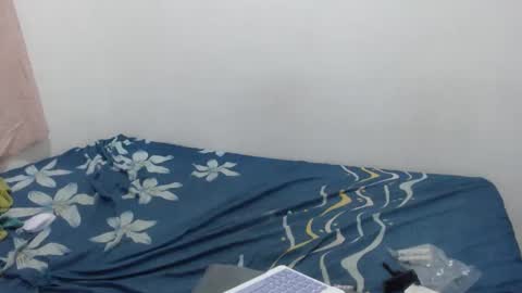 lilithaurora online show from February 25, 2:42 pm