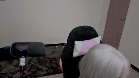 Lilith online show from November 21, 6:39 pm