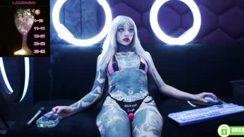 Tifon Mary - Indepent model  online show from May 9, 4:02 pm