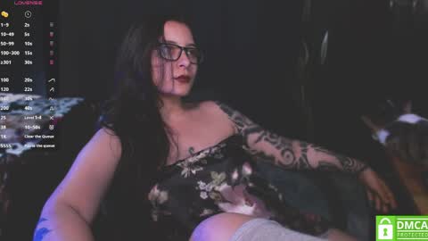 lilithmystic01 online show from May 2, 6:36 pm