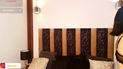 lilithnyx_x online show from May 15, 2:57 pm