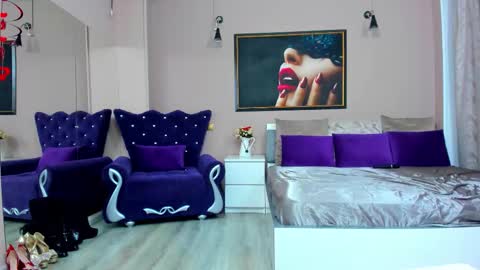 lilithreys online show from October 23, 6:26 am