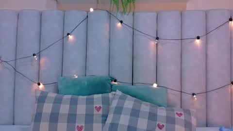 L I L I T H  online show from March 13, 11:46 am