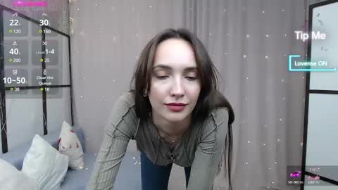 Lillian online show from February 10, 11:46 am