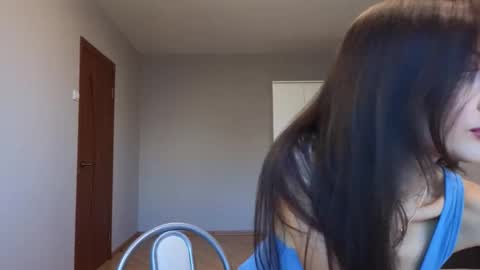 Lillian online show from October 8, 1:06 pm