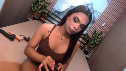 Lilianna online show from April 28, 5:06 pm