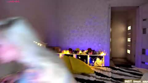 LilliMoore online show from July 6, 11:17 pm