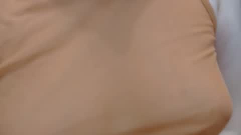 Lilu online show from November 10, 9:39 pm