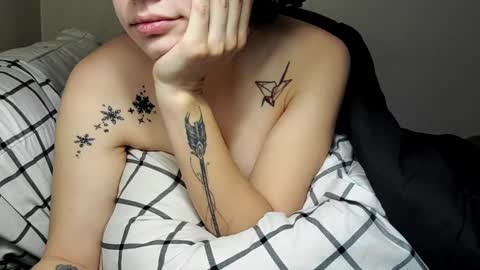 Lilly online show from December 16, 4:16 pm