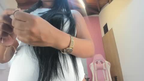 lillyy16 online show from April 29, 11:04 am