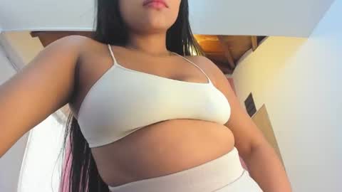 lillyy16 online show from July 13, 11:03 am