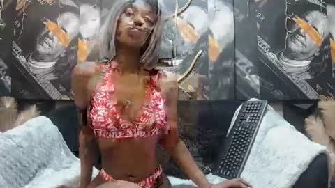 lilmissbaddiexxx online show from June 19, 8:15 pm