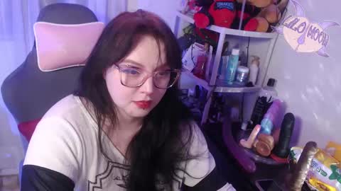 Lilo  online show from March 10, 4:07 am