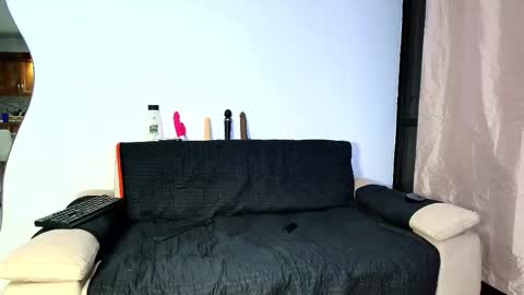 vanessa online show from December 18, 12:06 am