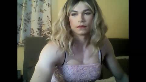 Glamsissy online show from October 6, 4:14 pm
