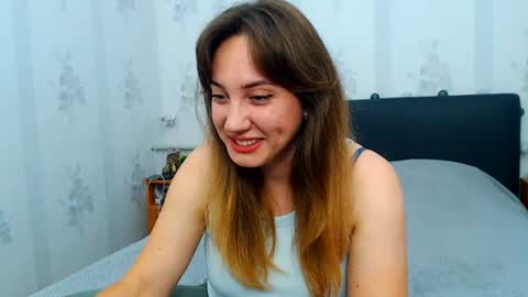 lilu_cute25 online show from June 13, 8:30 pm