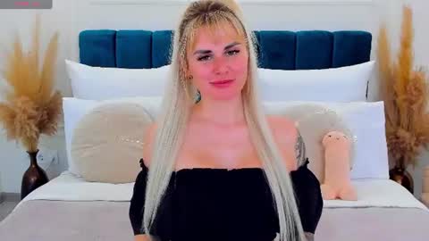 Lilu online show from June 17, 12:21 pm