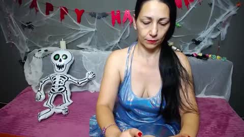 lilugrants online show from November 1, 1:28 am