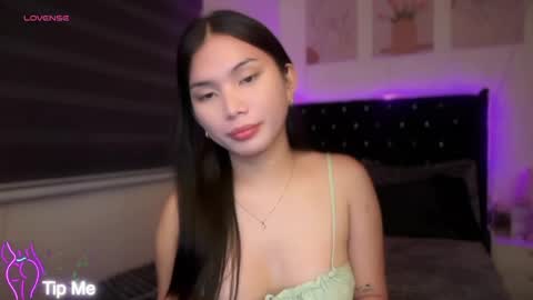 Lily- DONT FORGET TO FOLLOW ME HERE online show from April 29, 10:58 pm