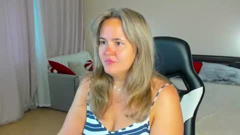 Lily online show from July 14, 12:58 am
