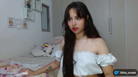 Snapshot of lily_crushx chatting on October 6, 12:39 am Lirio online show from October 6, 12:39 am