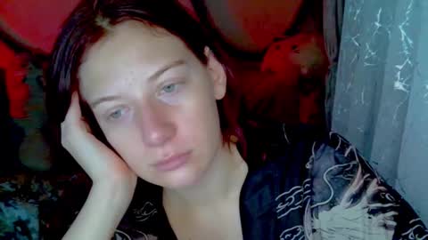 lily_ember online show from January 7, 8:14 pm