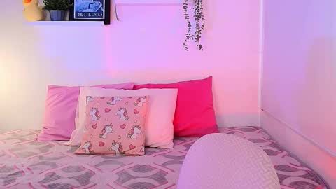 just lily online show from December 19, 10:16 pm