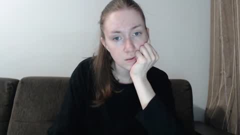 lily_love_x online show from June 24, 7:26 am