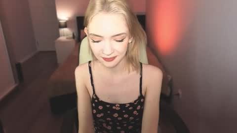 Lily online show from February 16, 3:04 am