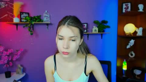 Lily online show from May 1, 11:26 am
