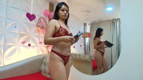 Lily Lauren online show from February 9, 12:42 pm