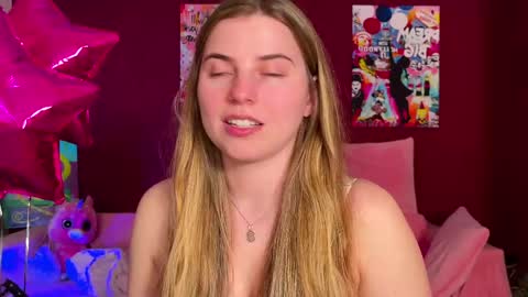 Lily online show from May 23, 5:42 pm