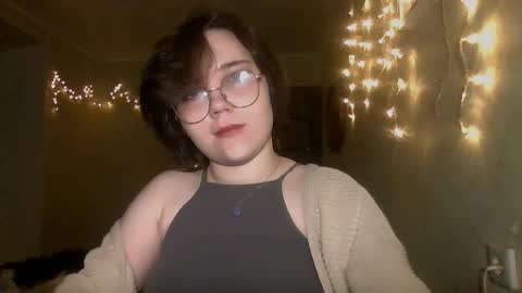 Lily online show from January 17, 6:50 pm