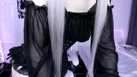 Lily online show from October 30, 1:28 am