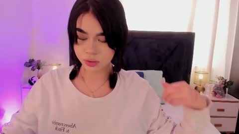 LilyWoodz online show from July 2, 6:57 pm
