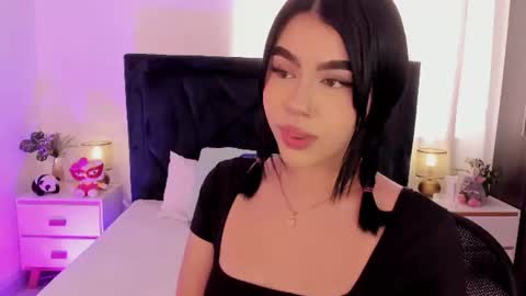 LilyWoodz online show from July 14, 7:08 pm