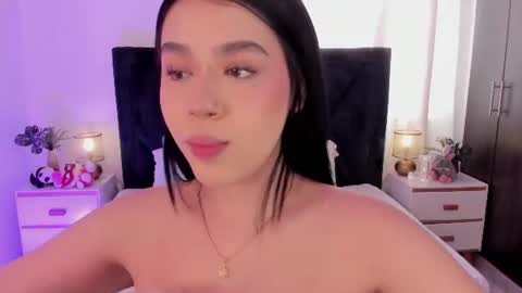 LilyWoodz online show from June 27, 7:09 pm