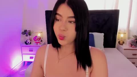 LilyWoodz online show from July 16, 7:17 pm