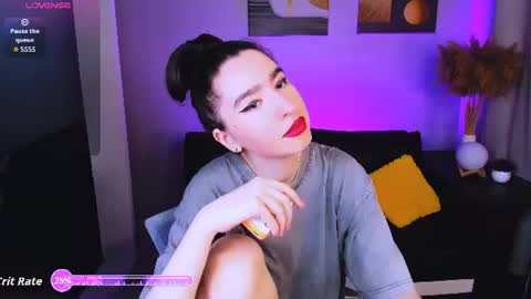 LILY online show from June 26, 2:44 pm