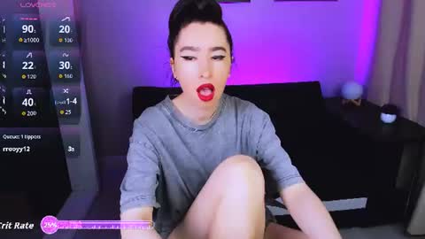 LILY online show from June 24, 1:51 pm