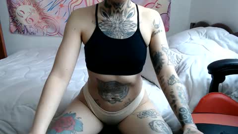 Lily online show from May 8, 9:31 pm