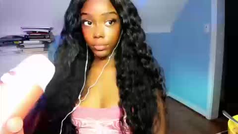 lilyblloom online show from October 14, 1:14 pm