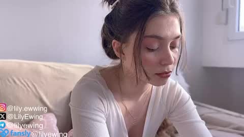 Lily   online show from April 26, 3:42 pm