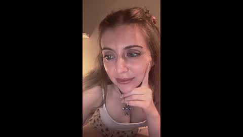 LilyMae online show from June 29, 4:09 am